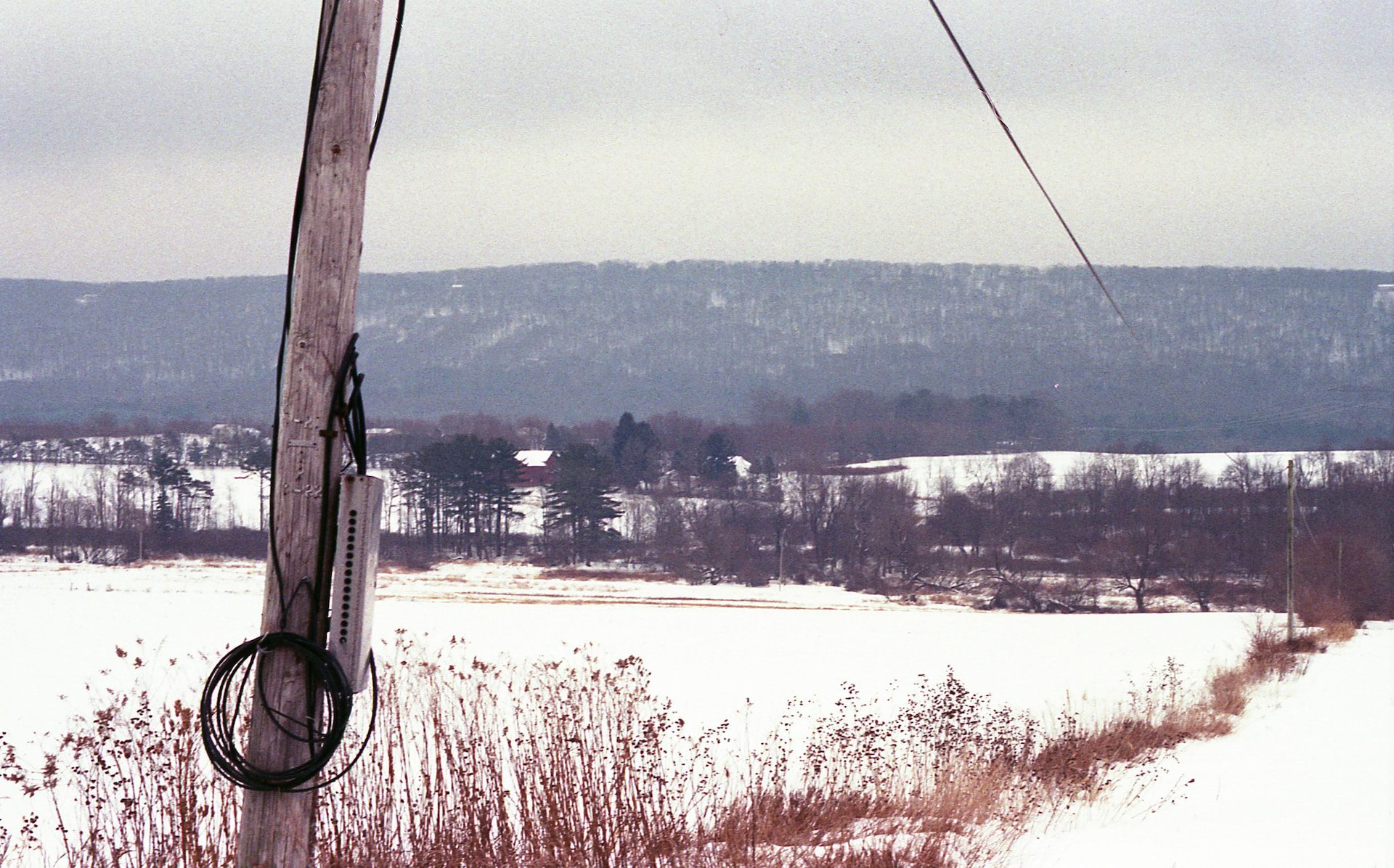 Winter field with mountains in Pennsylvania.