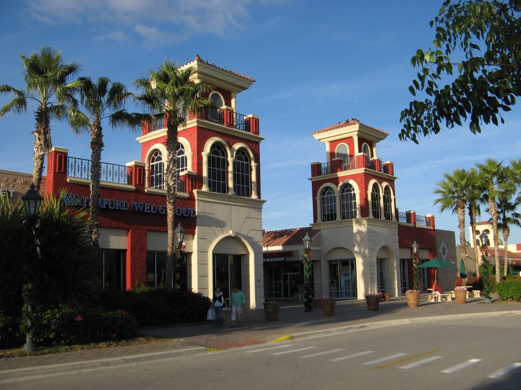 commercial streen in Estero Fl